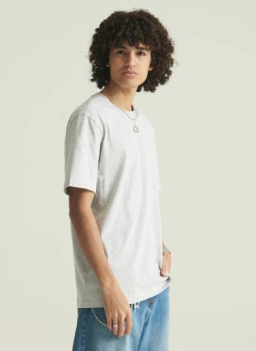 The AWDis 180 Unisex T-Shirt The AWDis 180 Unisex T-Shirt